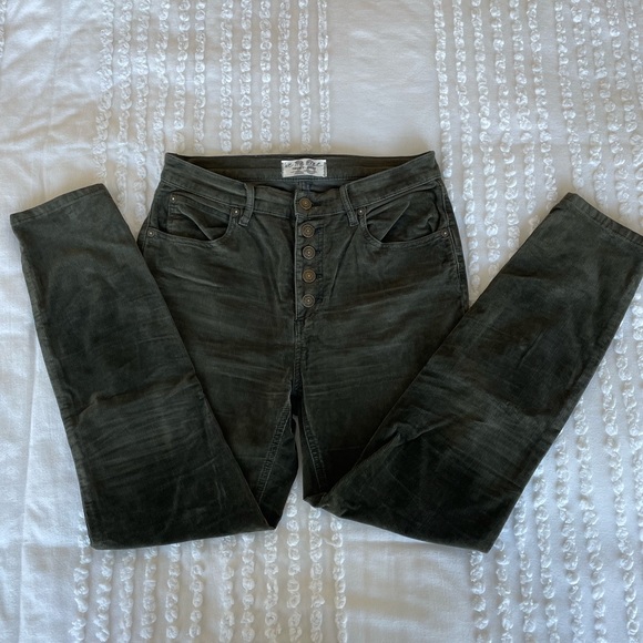 Free People olive green corduroy skinny leg pants - Picture 2 of 4